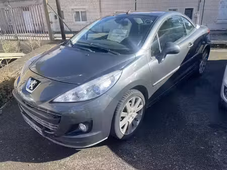 Peugeot 207 CC 1.6 HDi 110 Feline