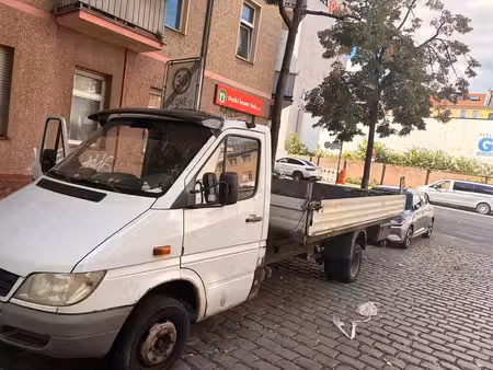 Mercedes-Benz Sprinter 413 2.2 129