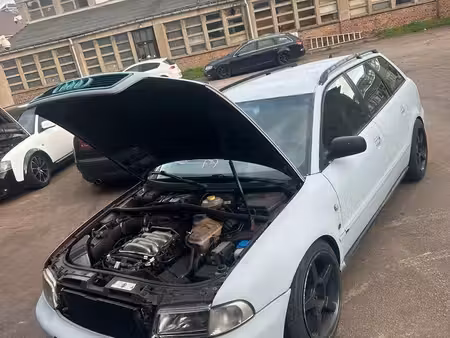 Audi A4 V6 2.6 T 150 quattro