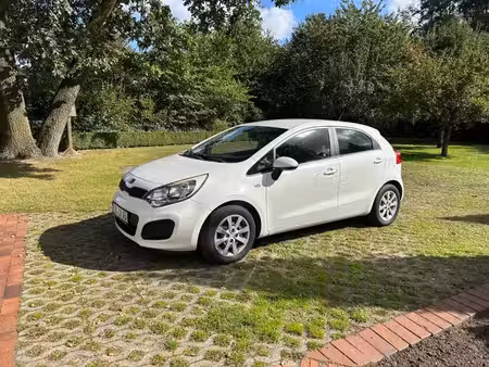 Kia Rio 1.1 CRDi 75
