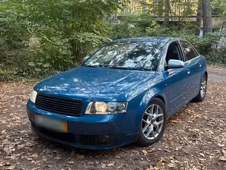 Audi A4 2.0 130