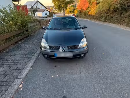 Renault Clio 1.4 98