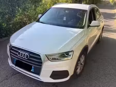 Audi Q3 2.0 TDI 120 Ambiente