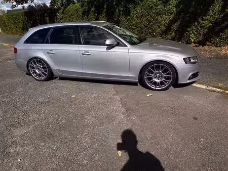 Audi A4 2.0 TDI 143