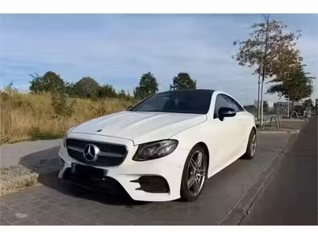 Mercedes-Benz Classe E E 200 2.0 184 AMG Line 4Matic