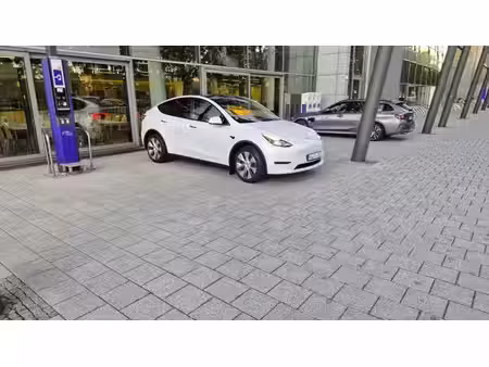 Tesla Model Y Grande Autonomie 4x4