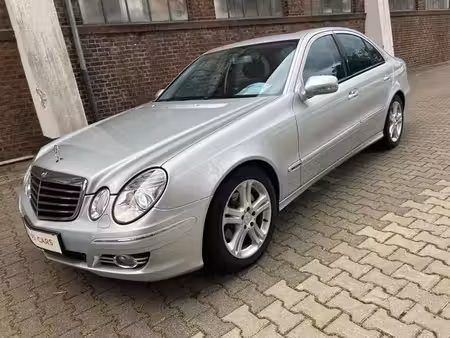 Mercedes-Benz Classe E E 200