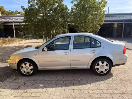 Volkswagen Bora 2.0 115 Highline