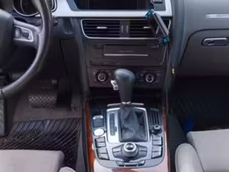 Audi A5 V6 2.7 TDI 190