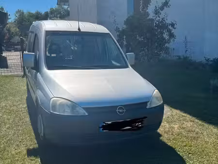 Opel Combo 1.2