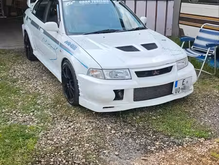 Mitsubishi Lancer Evolution GSR