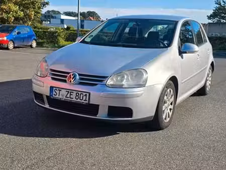 Volkswagen Golf 1.9 TDI 105