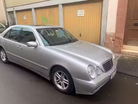 Mercedes-Benz Classe E E 240
