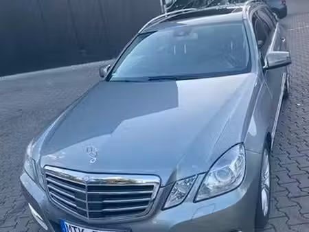 Mercedes-Benz Classe E E 350 V6 3.0 CDI 265