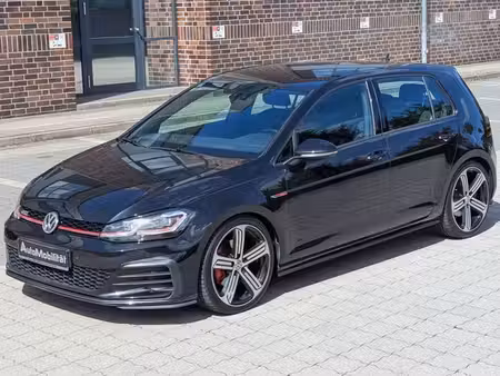 Volkswagen Golf 2.0 TFSI 230