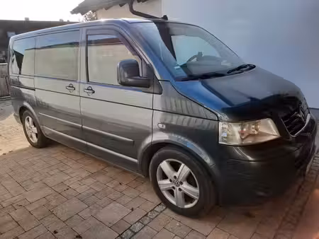Volkswagen Transporter T5 2.5 TDI 174