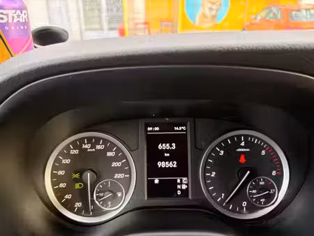 Mercedes-Benz Vito 136