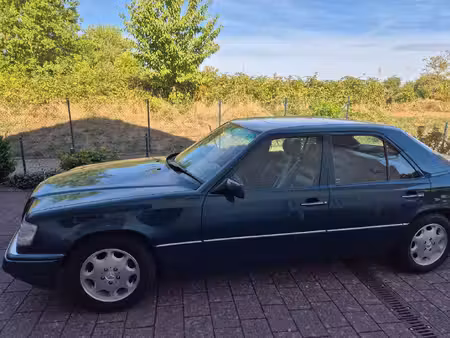 Mercedes-Benz Classe E E 320