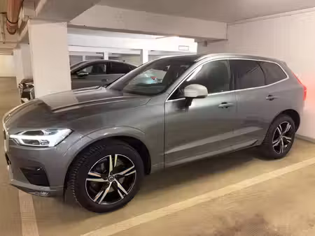 Volvo XC60 D5 2.0 235 R Design 4x4