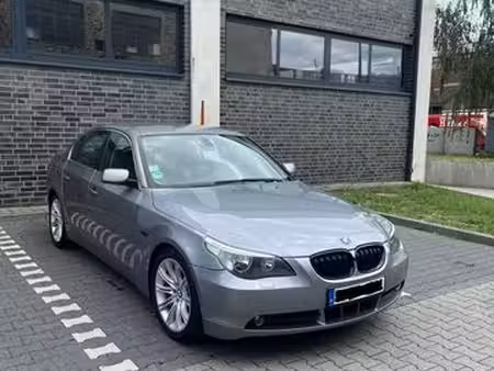 BMW Série 5 520i 2.2 170