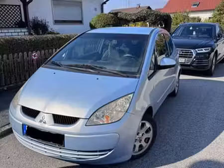 Mitsubishi Colt 1.3 95 Invite