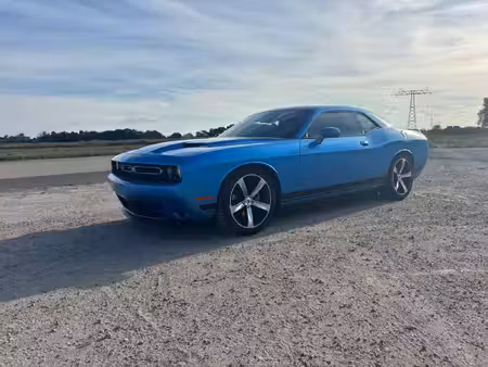 Dodge Challenger SXT V6 3.6