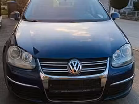 Volkswagen Golf 2.0 TDI 140 Confortline
