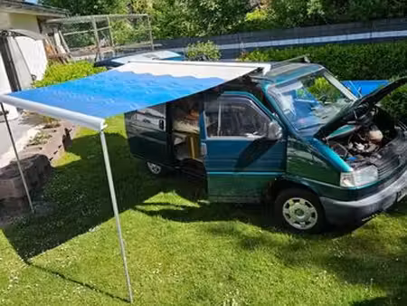 Volkswagen Transporter T4 2.5 TDI 88