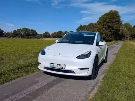 Tesla Model Y Grande Autonomie 4x4