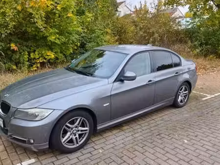 BMW Série 3 320i 2.0 170