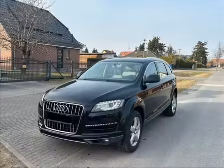 Audi Q7 quattro