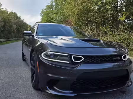 Dodge Charger V8 6.4