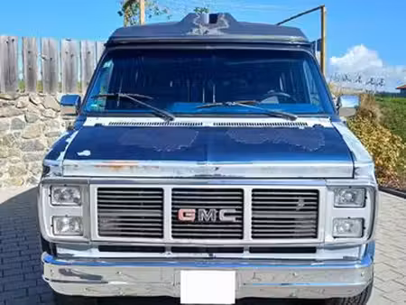 Chevrolet Chevy Van 