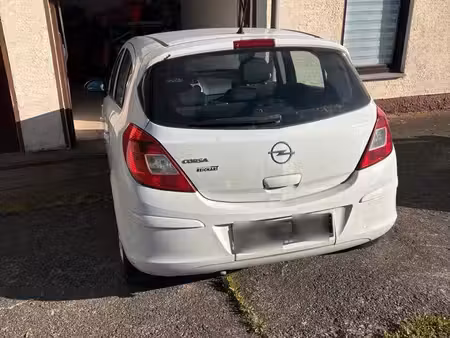 Opel Corsa 1.2 80