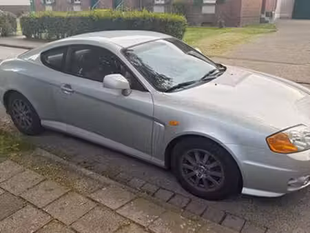 Hyundai Coupe 2.0 105