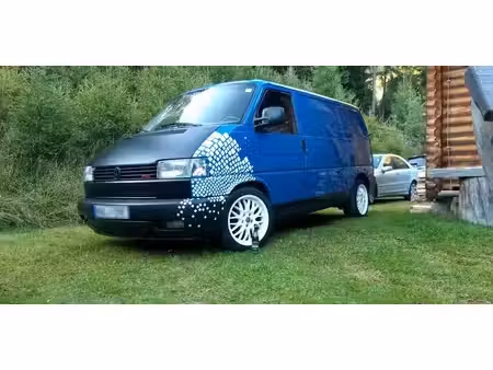 Volkswagen Transporter T4 2.5 TDI 102