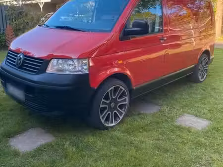 Volkswagen Transporter T5 1.9 TDI
