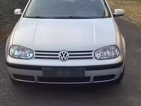 Volkswagen Golf 1.4 75