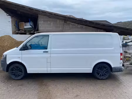 Volkswagen Transporter T5 2.0 TDI 140