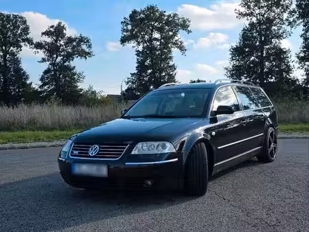 Volkswagen Passat W8 4.0 275 4Motion