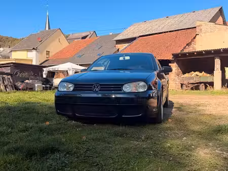 Volkswagen Golf V6 2.8 204 4Motion