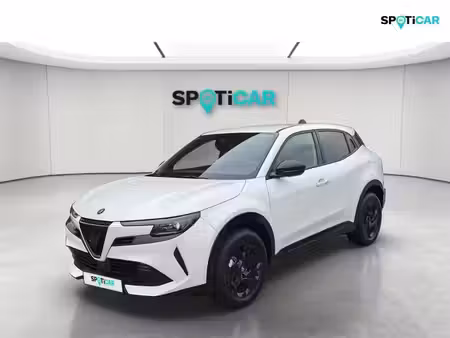 Alfa Romeo Junior Ibrida 1.2 145