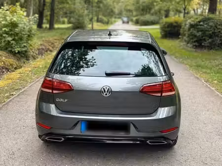 Volkswagen Golf 1.5 TSI 150 R-Line