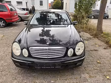 Mercedes-Benz Classe E E 220 2.1 150