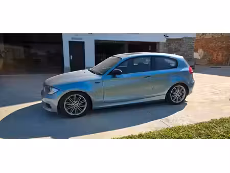 BMW Série 1 118i 2.0 143