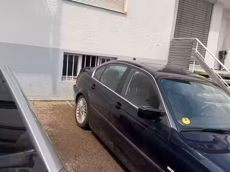BMW Série 3 330d 3.0 183