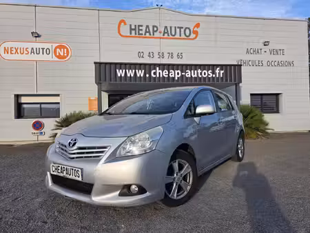 Toyota Corolla 2.2 Dynamic