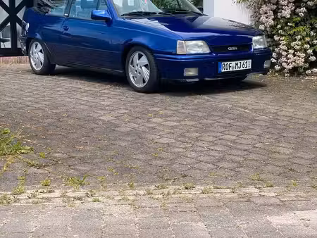 Opel Kadett GSI
