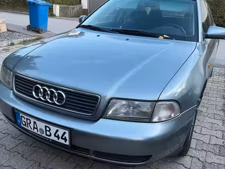 Audi A4 V6 2.8 193 quattro