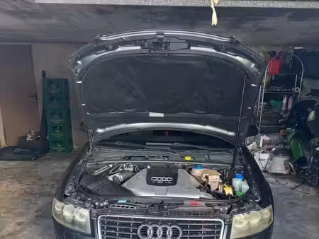 Audi A4 V6 2.5 TDI 163 S line